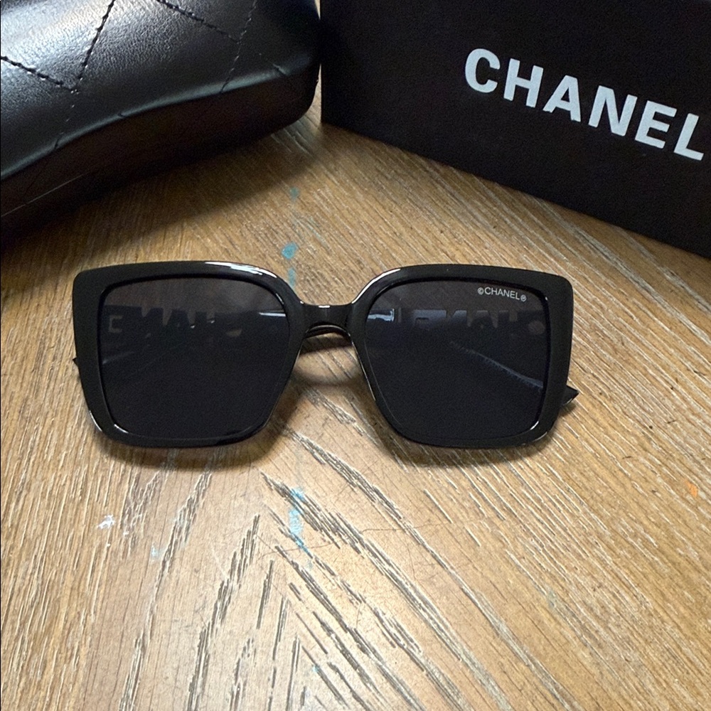 CHANEL Women's Black & Gold Square Sunglasses - Picture 3 of 7